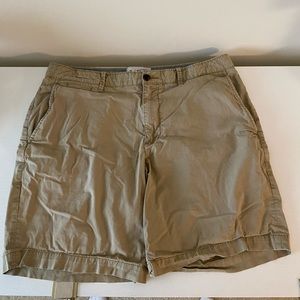 Original Penguin Khaki Shorts: Men’s 34 Slim
